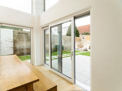 Hebe-Schiebe-Tür öffnet automatisch