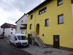 Fenster in Sepiabraun