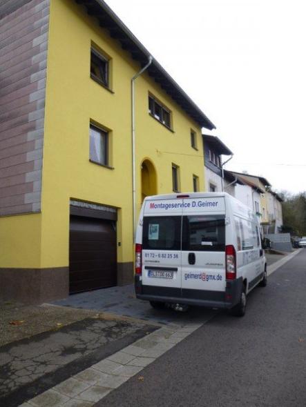 Fenster in Sepiabraun