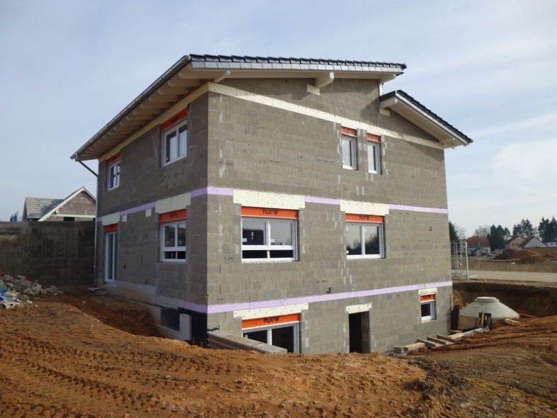 Kunststoff-Fenster im Neubau